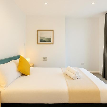 2 Bedroom Apartment Near City Centre, Uni & Parks! Cardiff Esterno foto